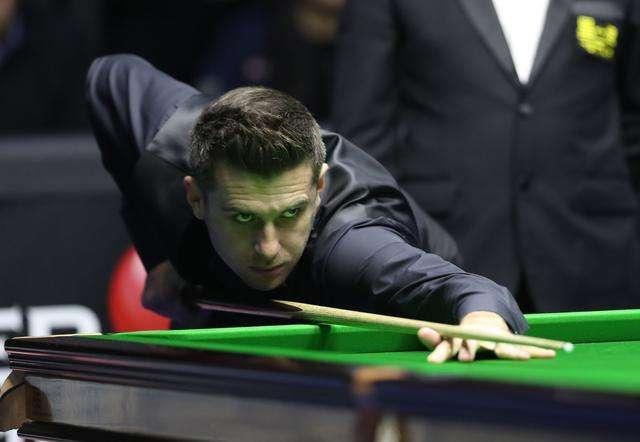 中脱颖而出 中脱颖而出