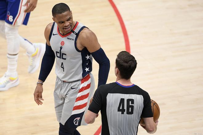 帮助球队在 帮助球队在