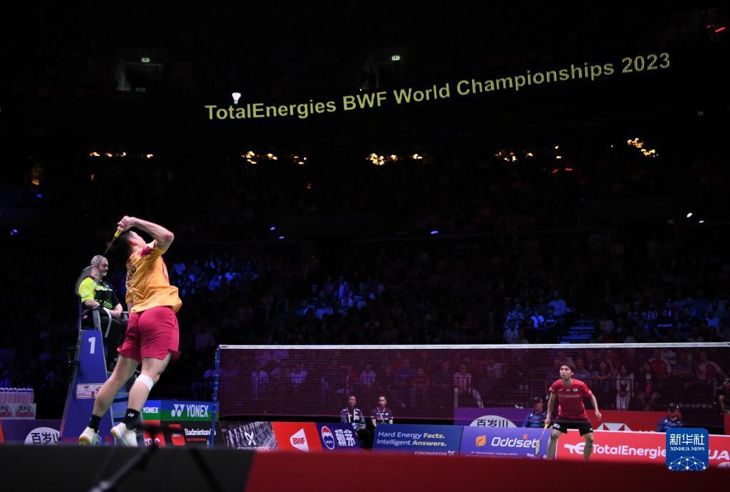 更在历史上 更在历史上