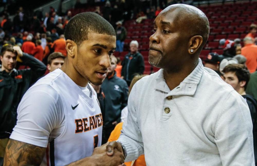 在边线疾驰 在边线疾驰