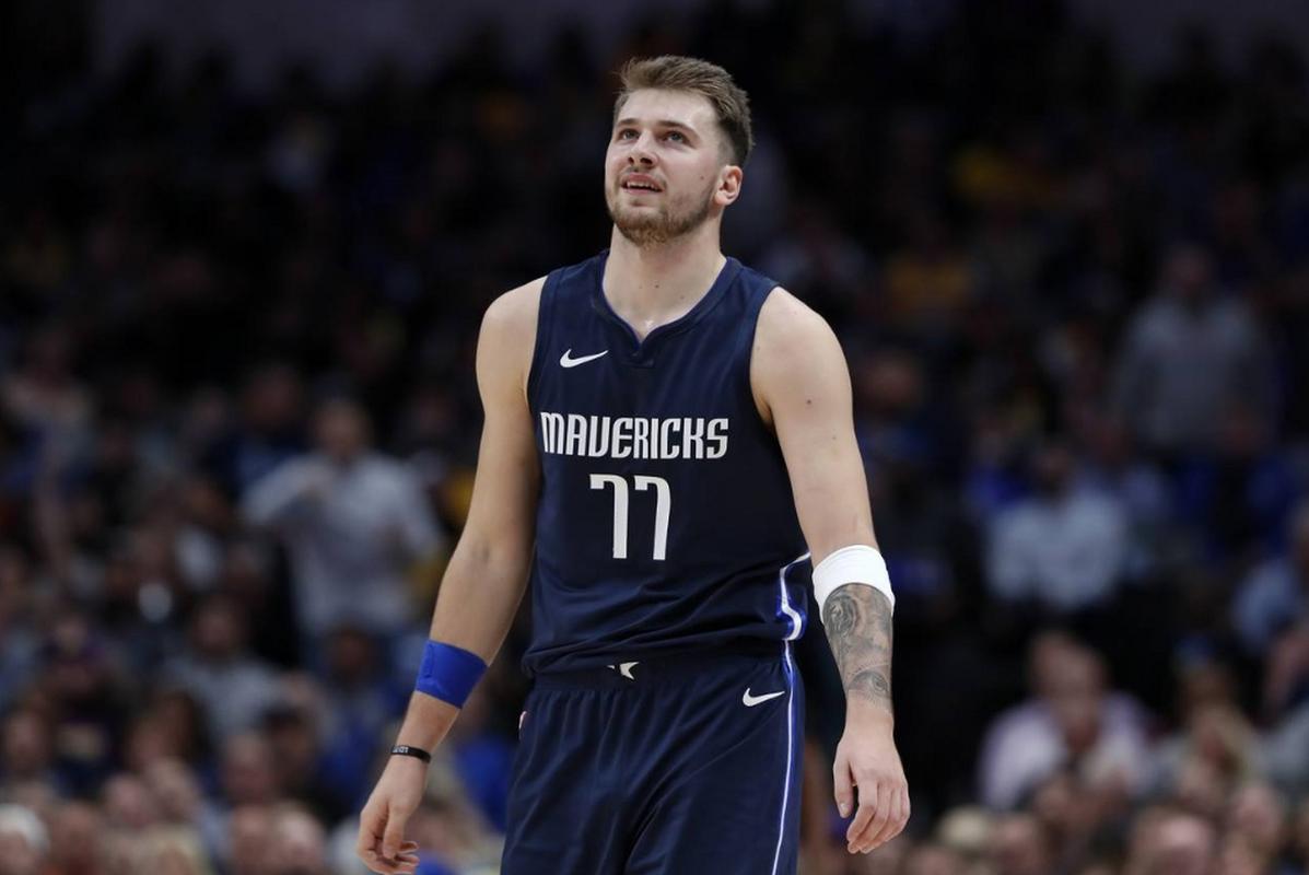 杨的表现是 杨的表现是