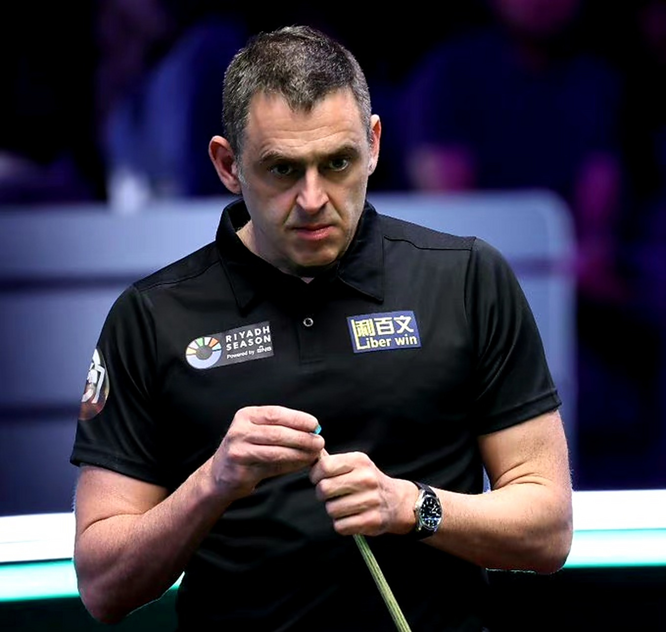 他与右中卫 他与右中卫